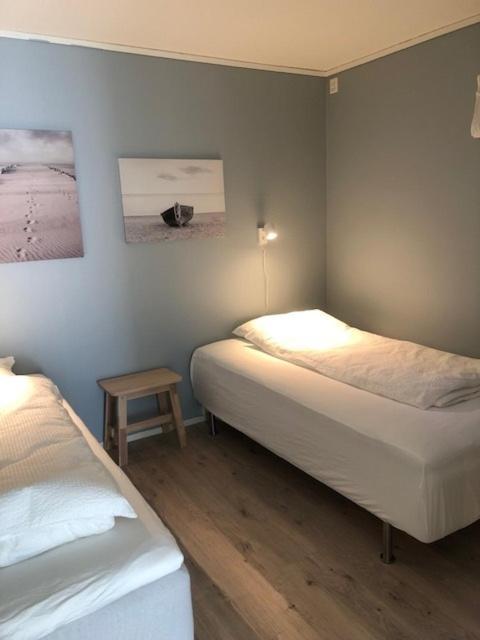 Koselig Nyoppusset 3 Roms Leilighet Med Egen Parkeringsplass I Rolige Omgivelse Naer Sjoen, 2 Mil Nord For Bergen Sentrum. Екстер'єр фото